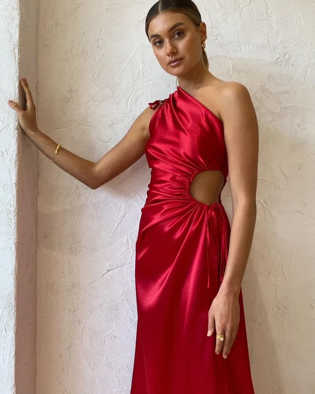 Sonya Moda Nour Maxi Dress Red Size Small / AU 8 for rent on The Volte - main image