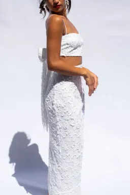 Isabella Longginou Textured Bow Tie Crop and Fitted Pencil Skirt Set White Size 6 for rent on The Volte - image 4