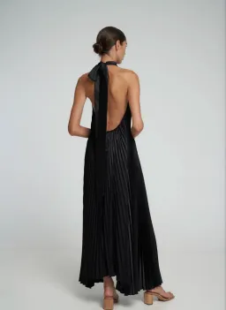 L'Idee Opera Gown Black Size AU 8 for rent on The Volte - image 3