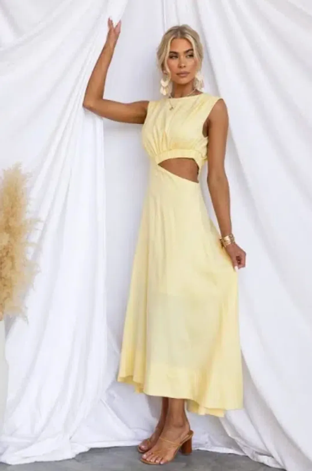 Stellino Inspire You Maxi Dress Yellow Size 8  for rent on The Volte - main image