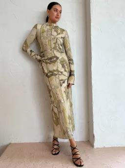 Camilla and Marc Kyha Midi Dress Print Size 6 for rent on The Volte - image 1