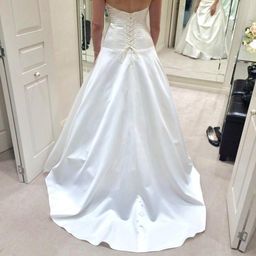 Wedding Dress for rent on The Volte - image 3