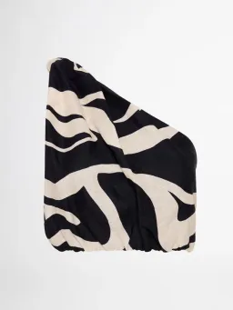 Sheike Zulu Top Print Size AU 10 for rent on The Volte - image 4