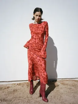 Realisation Par The Gia in Havana Size S / AU 8 for rent on The Volte - image 1