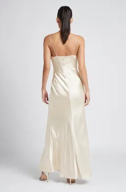 Sheike Bella Dress White Size 6 for rent on The Volte - image 2