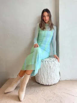 Significant Other Jean Dress in Green Mirage Size 8 for rent on The Volte - image 2