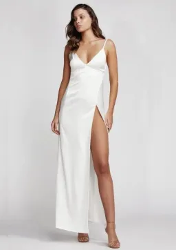 Lexi Akasa Dress White Size AU 10 for rent on The Volte - image 1