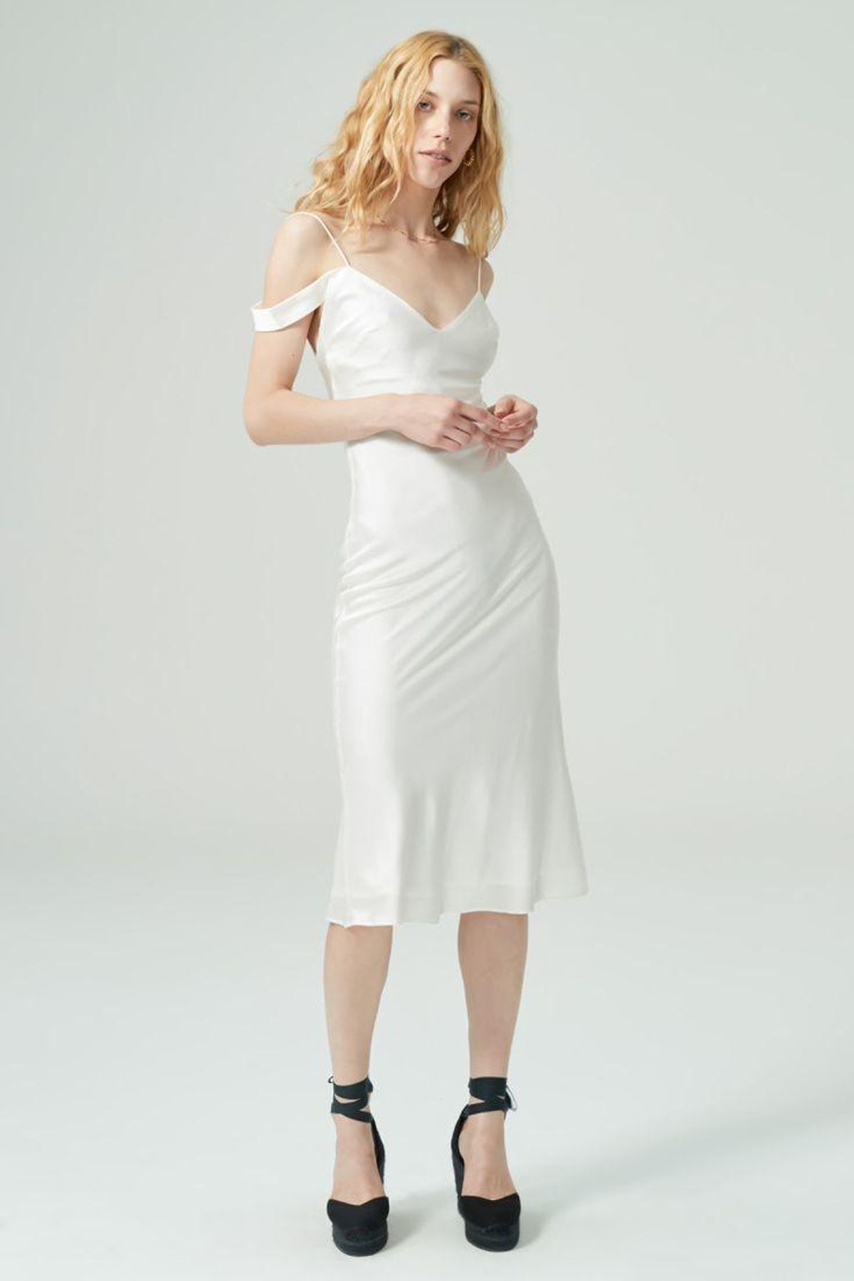 Hansen & Gretel Silk Dress White Size 6 for rent on The Volte - main image