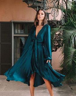 Sheike Fanciful Dress size 8 for rent on The Volte - image 3