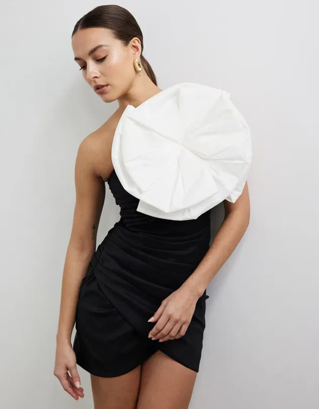 Rachel Gilbert Evana Mini Dress Black Size 1 / AU 8 for rent on The Volte - main image