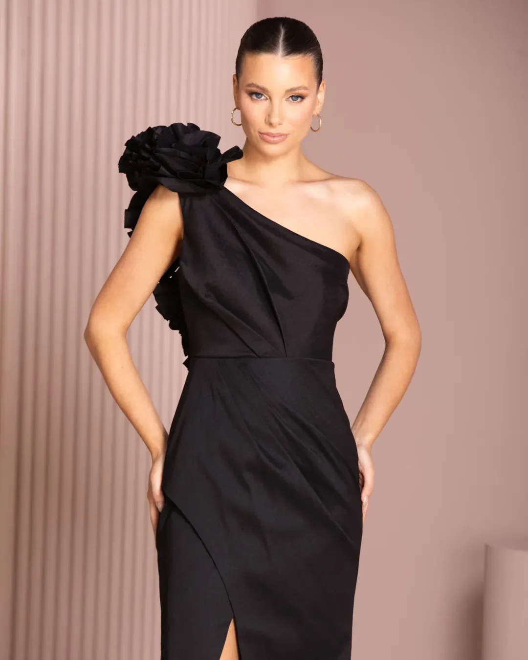 Azzurielle Aimi Gown Black Size AU 14 for rent on The Volte - main image
