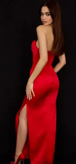 House of CB Adrienne Scarlet Satin Strapless Gown size 12 for rent on The Volte - image 4