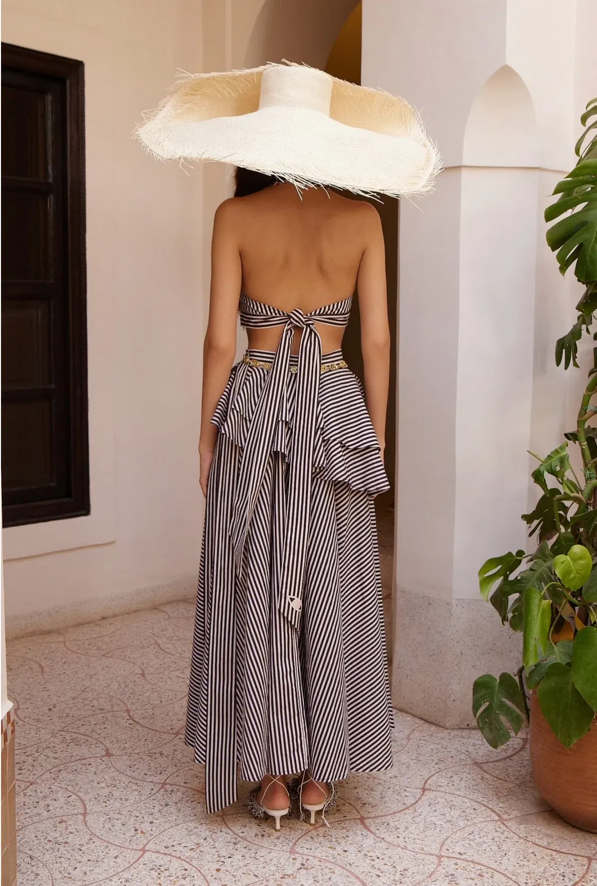 Alemais Sirocco Embroidered Halter Top size 8 and Skirt size 10 - Image 3