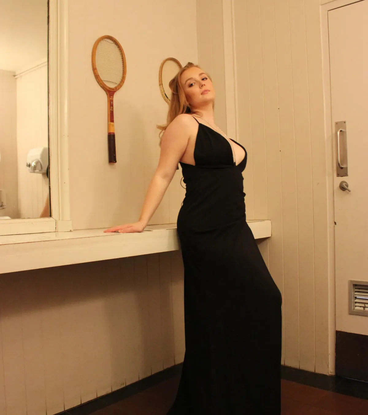 Alamour The Label Irma Low Neck Gown Black Size 10 - Image 4