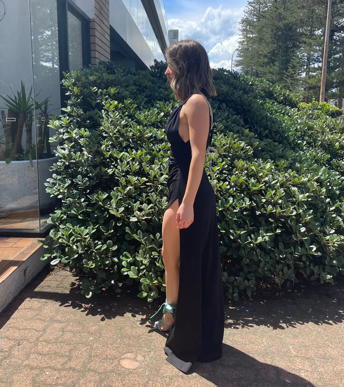 Alamour The Label Irma Low Neck Gown Black Size 6 - Image 4