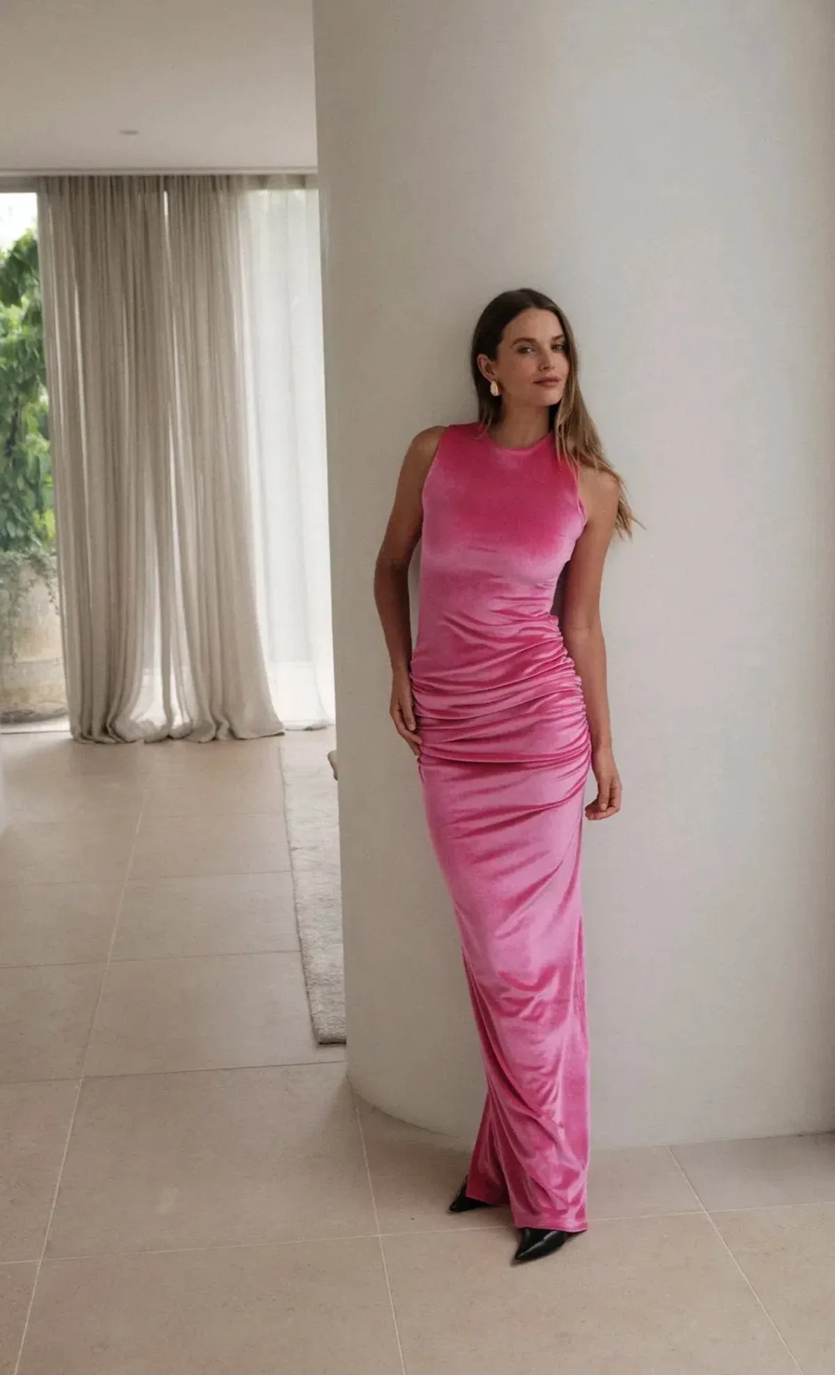 With Harper Lu Ruched Velour Maxi Dress Fuchsia Size M / AU 10 - Image 4