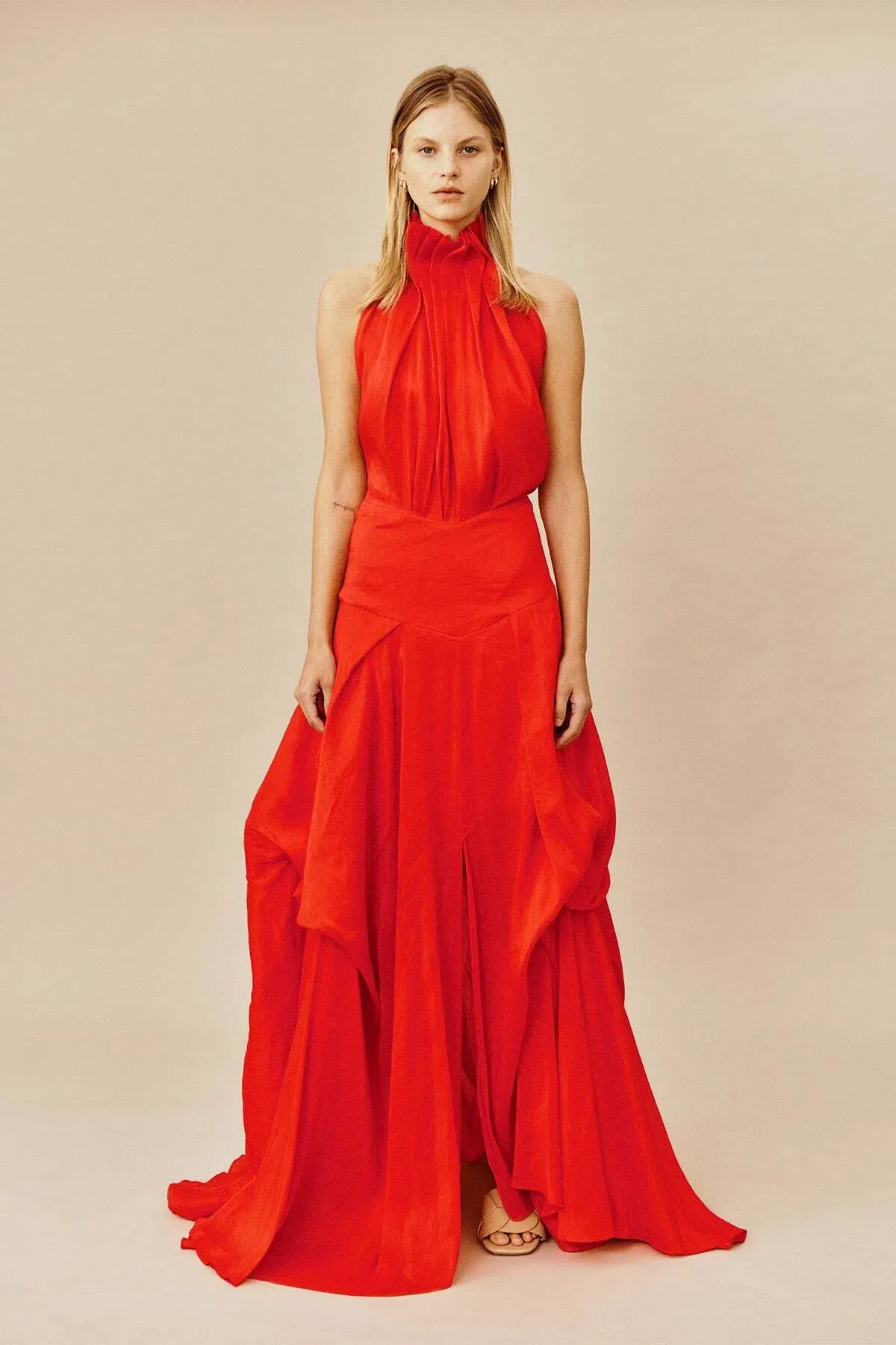 Ginger & Smart Infinite Galaxies Gown Red Size AU 4 - Image 5