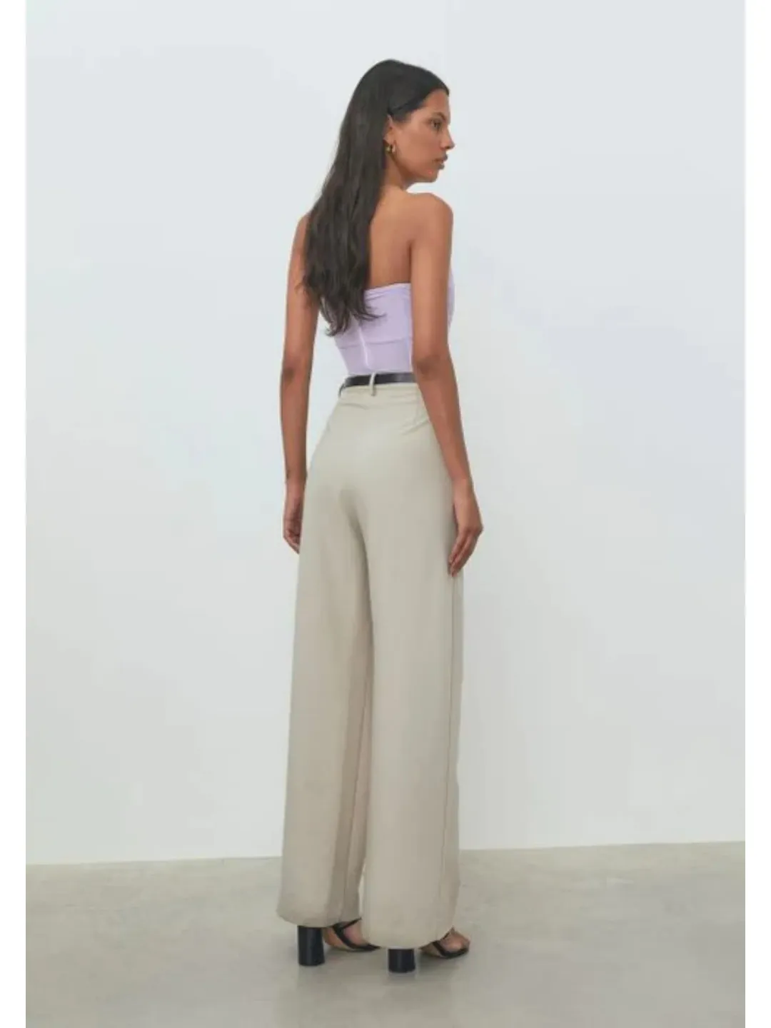 Viktoria & Woods Rome Bustier Lilac Size 3 / AU 12 for rent on The Volte - main image