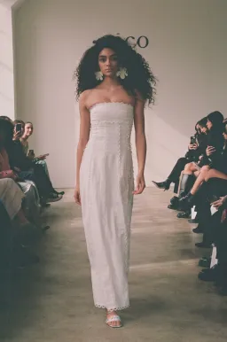 Zaco Zaila Maxi Dress White Size XS / AU 6 for rent on The Volte - image 2