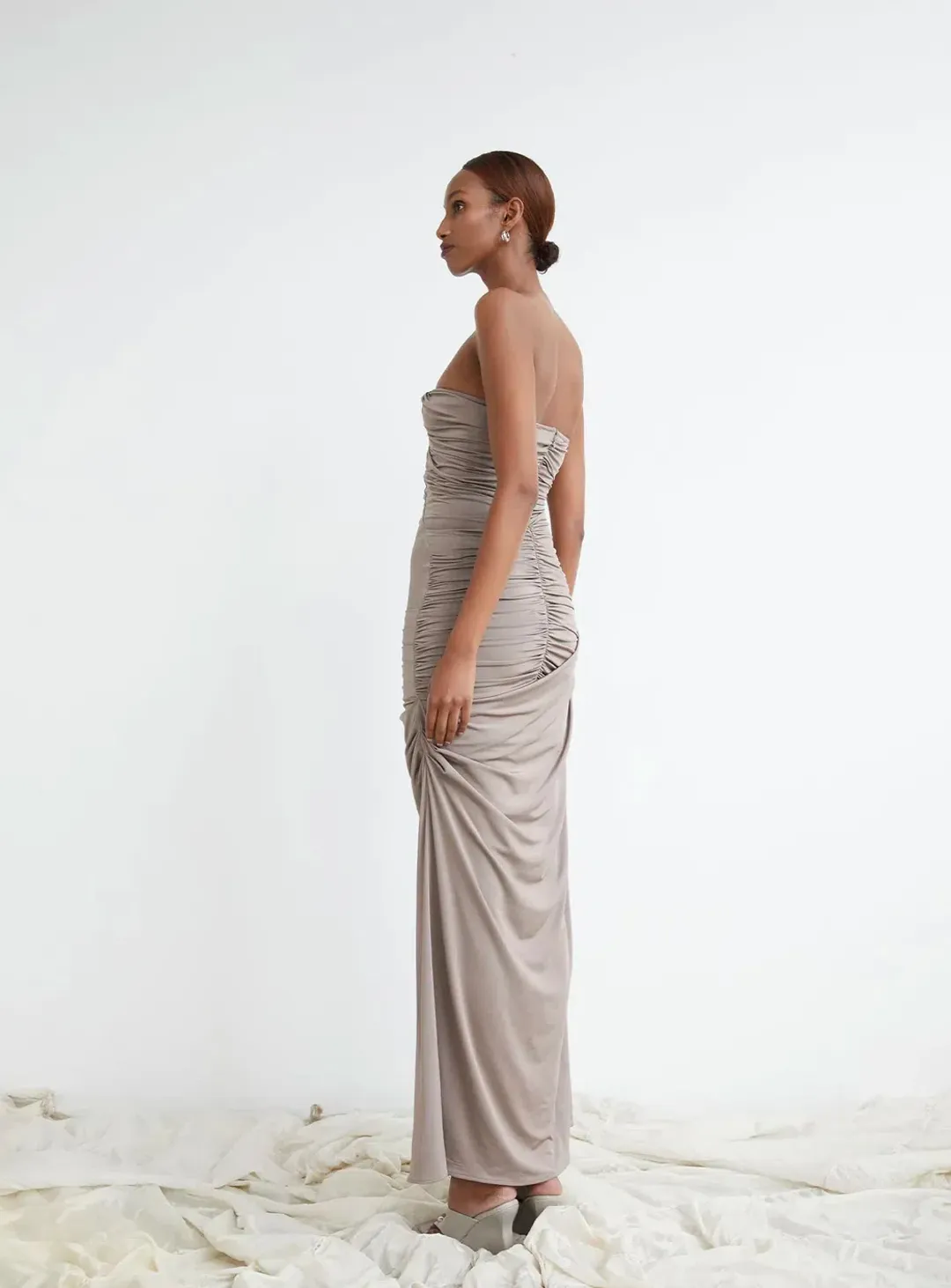 Paris Georgia Val Dress Concrete Size 6 for rent on The Volte - main image