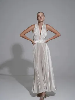 L'Idee Moderniste Gown Champagne Size AU 6 for rent on The Volte - image 1