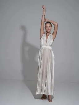 L'Idee Moderniste Gown Champagne Size AU 6 for rent on The Volte - image 2