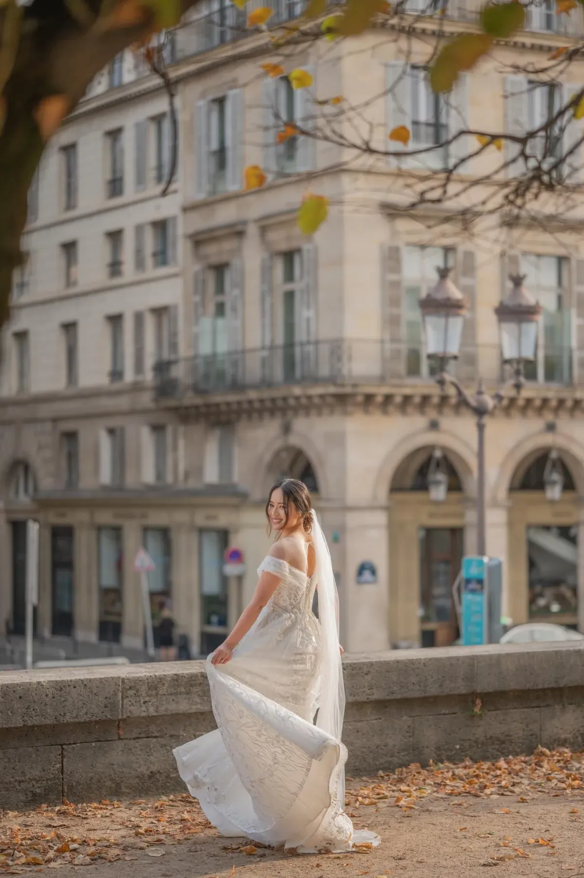 1939 Bridal Off Shoulder Embellished Lace Wedding Dress White Size 8 - Image 3
