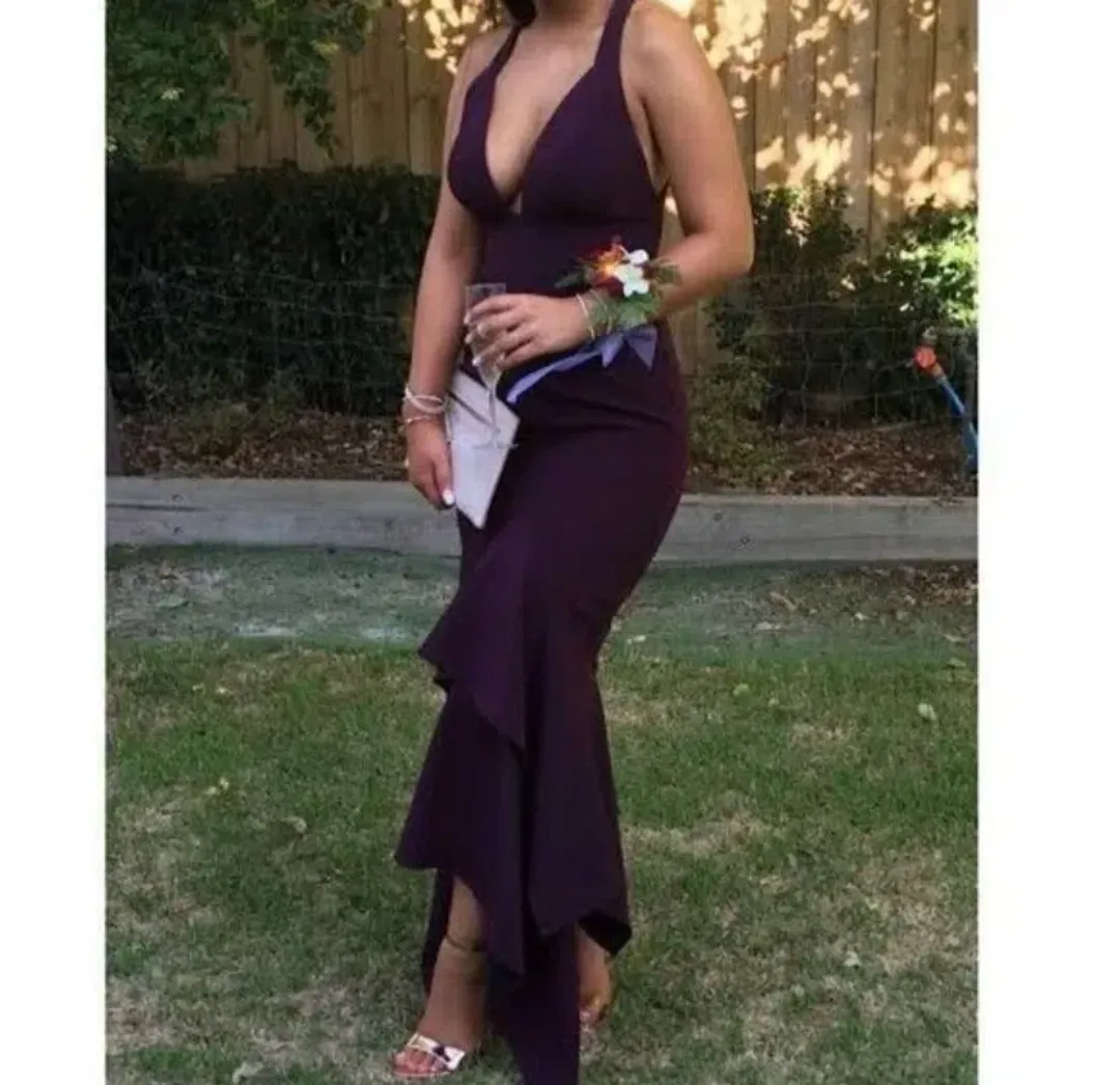 Sheike Barcelona Dress Burgundy Size 14 for rent on The Volte - main image