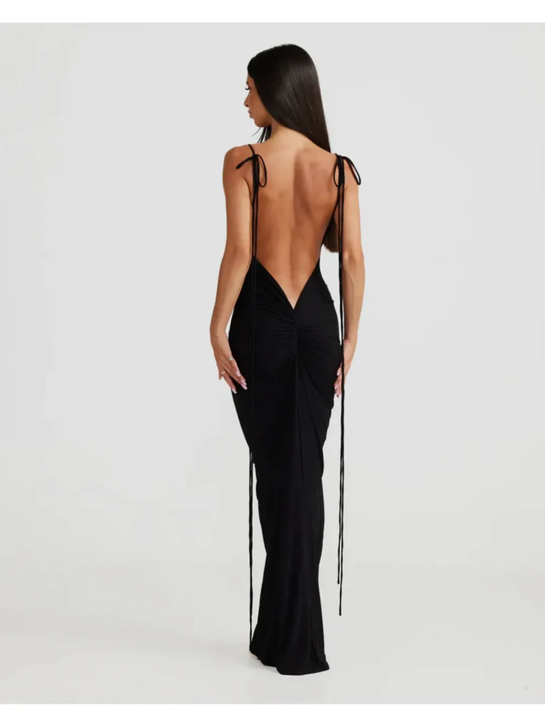 Melani the Label Jiani Gown Black Size AU 8 for rent on The Volte - main image