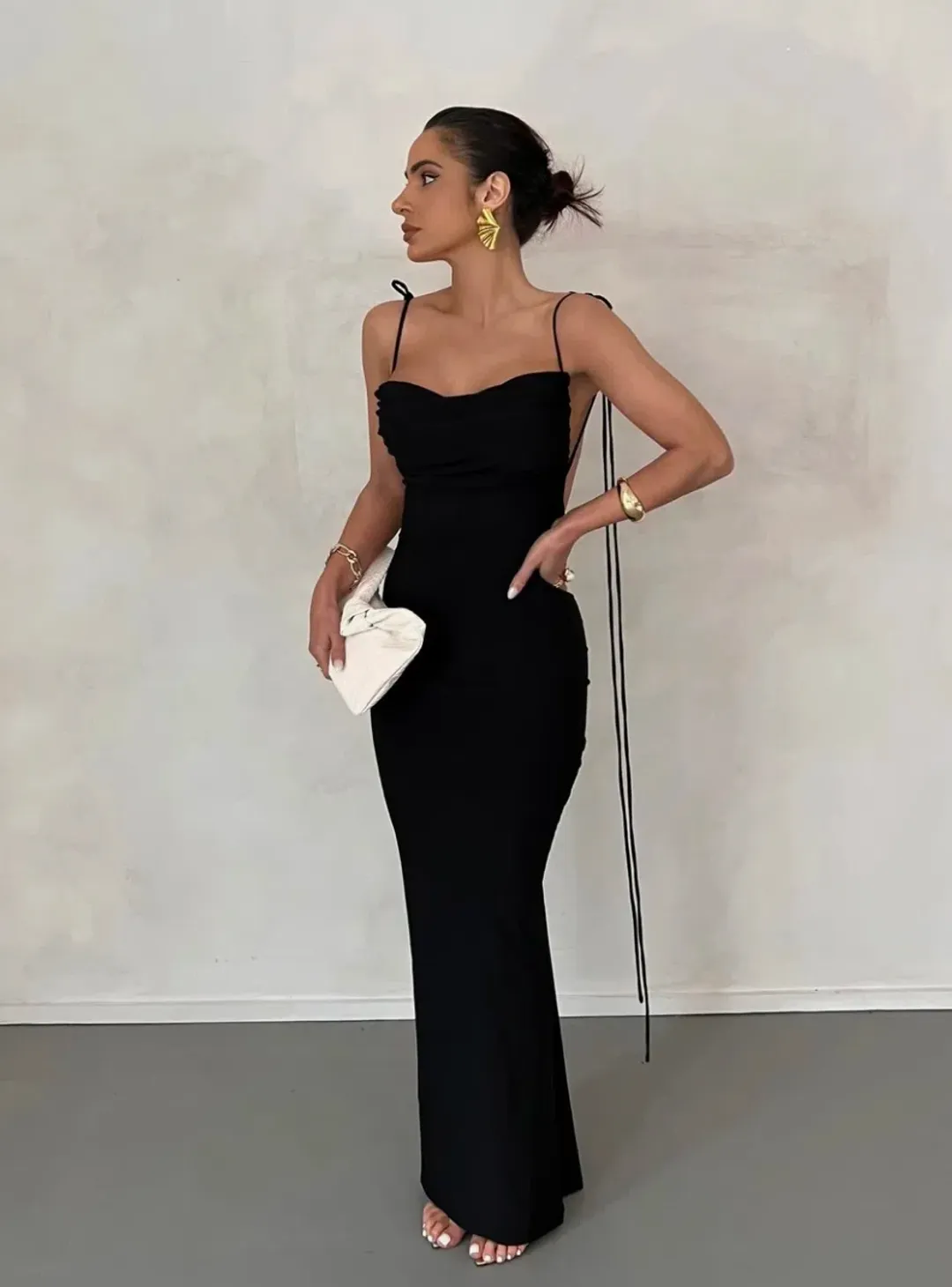 Melani the Label Jiani Gown Black Size AU 8 for rent on The Volte - main image