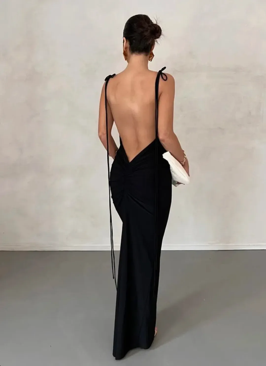 Melani the Label Jiani Gown Black Size AU 8 for rent on The Volte - main image