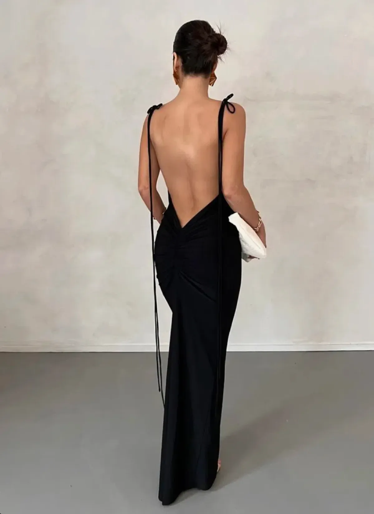Melani the Label Jiani Gown Black Size AU 8 for rent on The Volte - main image