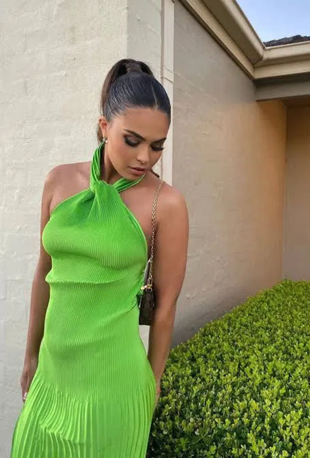 L’ldée Klum Gown - 10 for rent on The Volte - main image