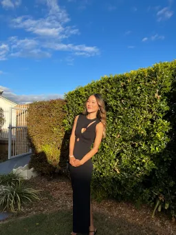 DISSH Monique Black Knit Midi Dress Size XS / AU 6 for rent on The Volte - image 4