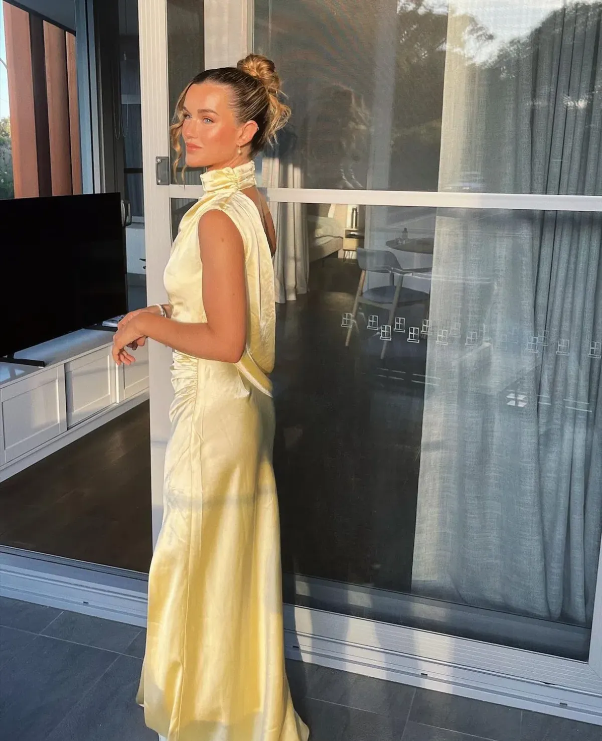 Misha Costantina Satin Gown in Soft Gold Yellow Size 8/S - Image 3