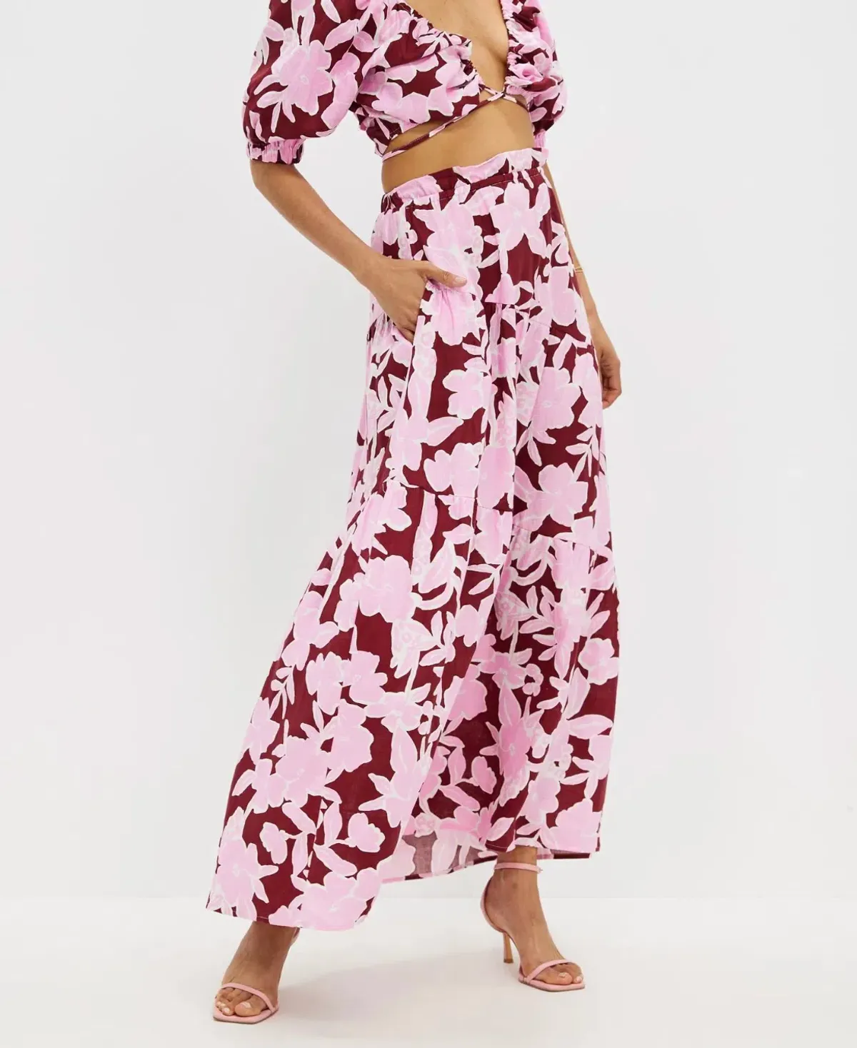 Aere Gathering Detail Linen Top Size 8 & Tiered Linen Maxi Skirt Size 10 Set in Malina Print - Image 3