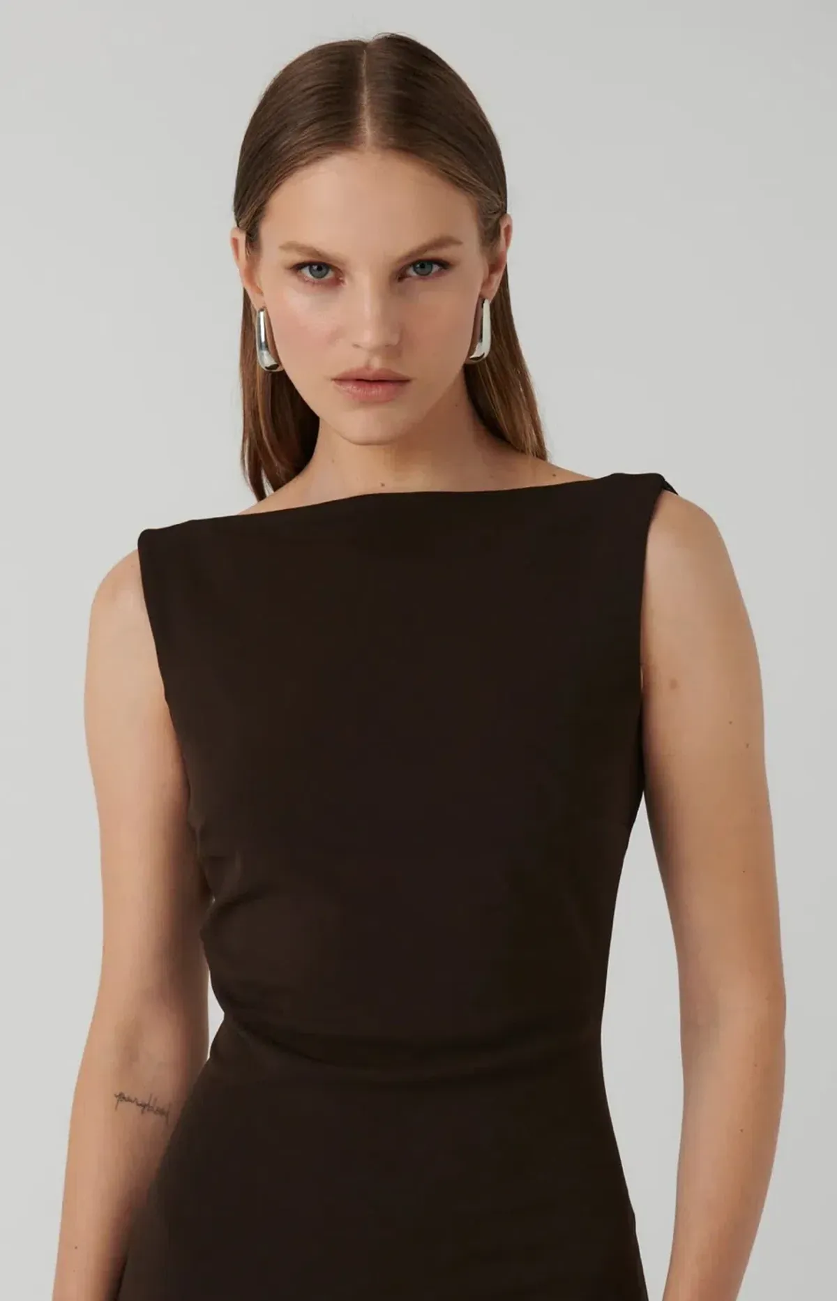 Effie Kats Verona Gown Coffee Size S/8 - Image 2