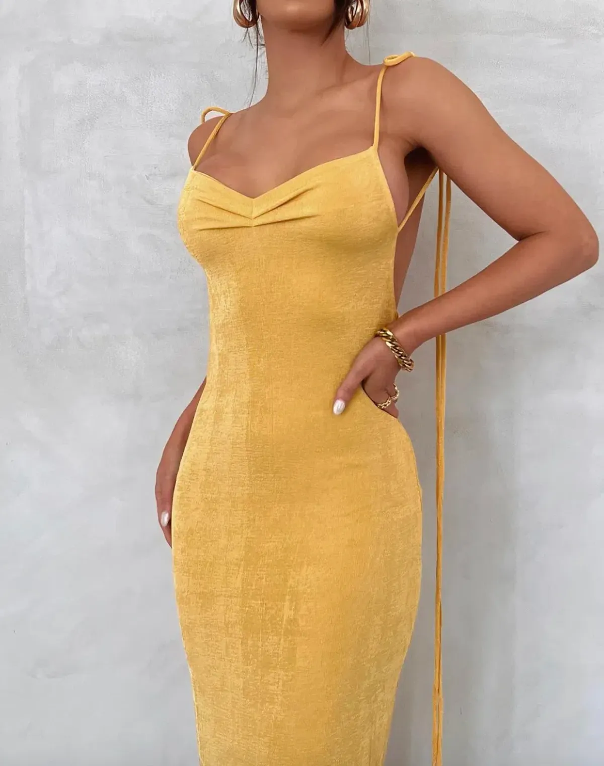 Melani The Label Pia Gown Yellow Size M/Au 10 for rent on The Volte - main image