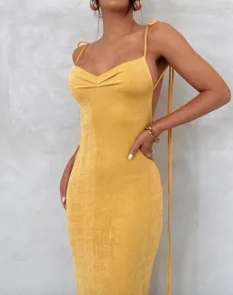Melani The Label Pia Gown Yellow Size M/Au 10 for rent on The Volte - image 1