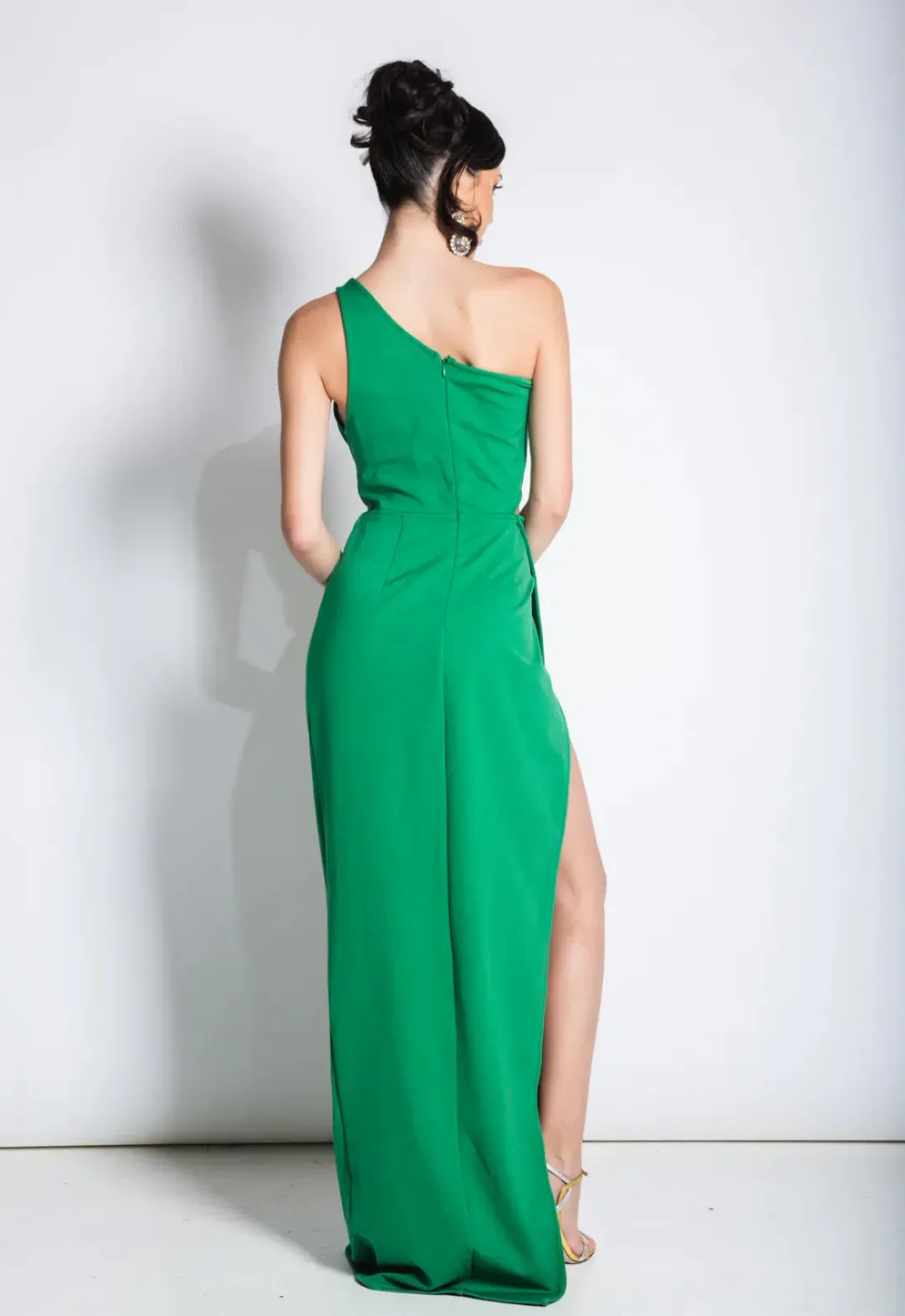 Yaura Funmi Maxi Dress in Green Size M / AU 10 for rent on The Volte - main image