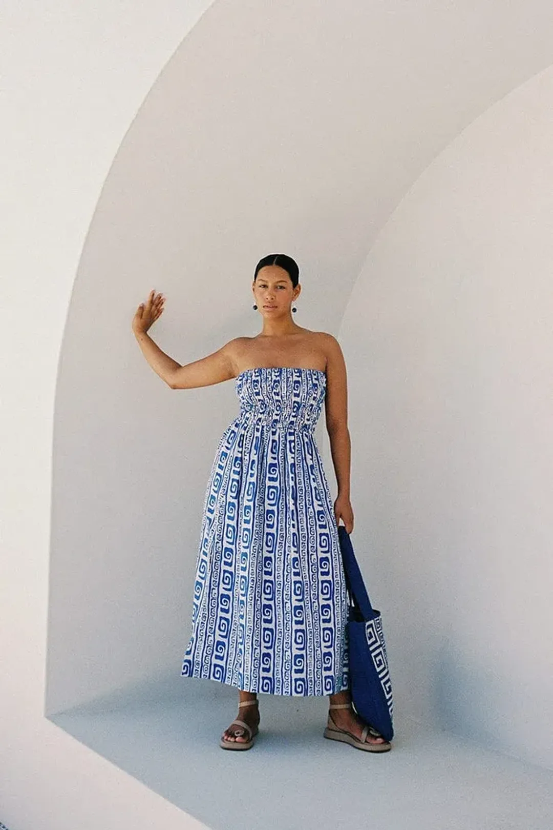 Faithfull The Brand Musee Midi Dress in Pacific Print Size 10 for rent on The Volte - main image