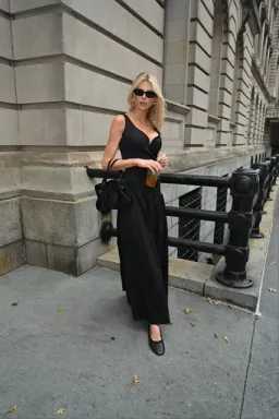 Anna Quan Florence Dress Black Noir Size 8 for rent on The Volte - image 3