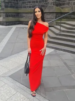 Effie Kats Inaya Gown Red Size 6 for rent on The Volte - image 2