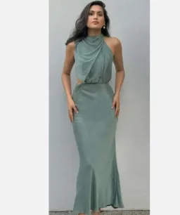 Sheike Maxi Dress Green Size AU 8 for rent on The Volte - image 1