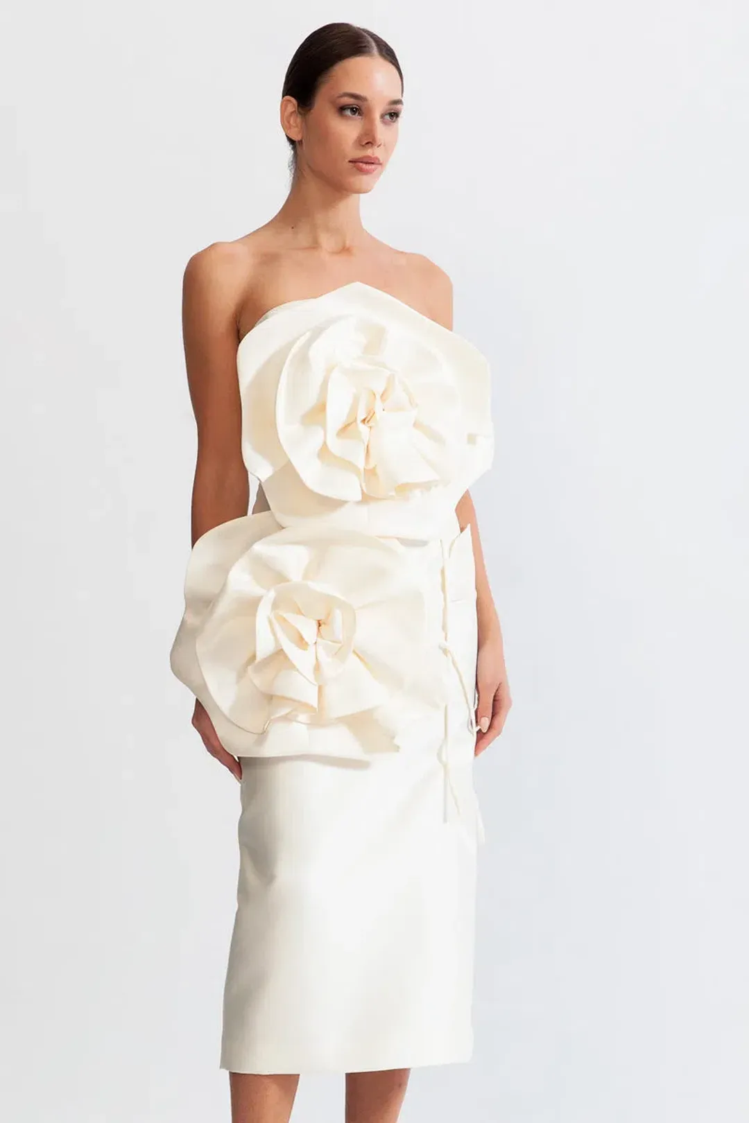 Sierra Darien Voluminous Flower Design Midi Dress Ivoire Size 10 for rent on The Volte - main image