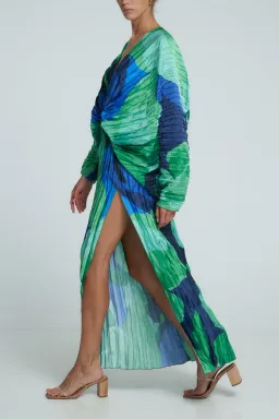 L’idée De Luxe Gown Capri Green Size 14 - in well loved condition, price reduced. for rent on The Volte - image 3