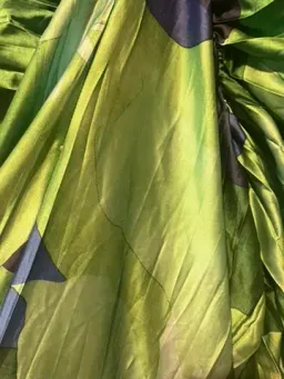 L’idée De Luxe Gown Capri Green Size 14 - in well loved condition, price reduced. for rent on The Volte - image 4