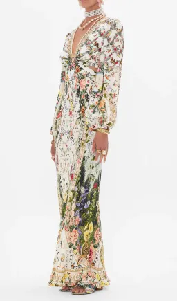 Camilla Renaissance Romance U-Ring Cut Out Dress Size 8 and Small Canvas Clutch for rent on The Volte - image 8