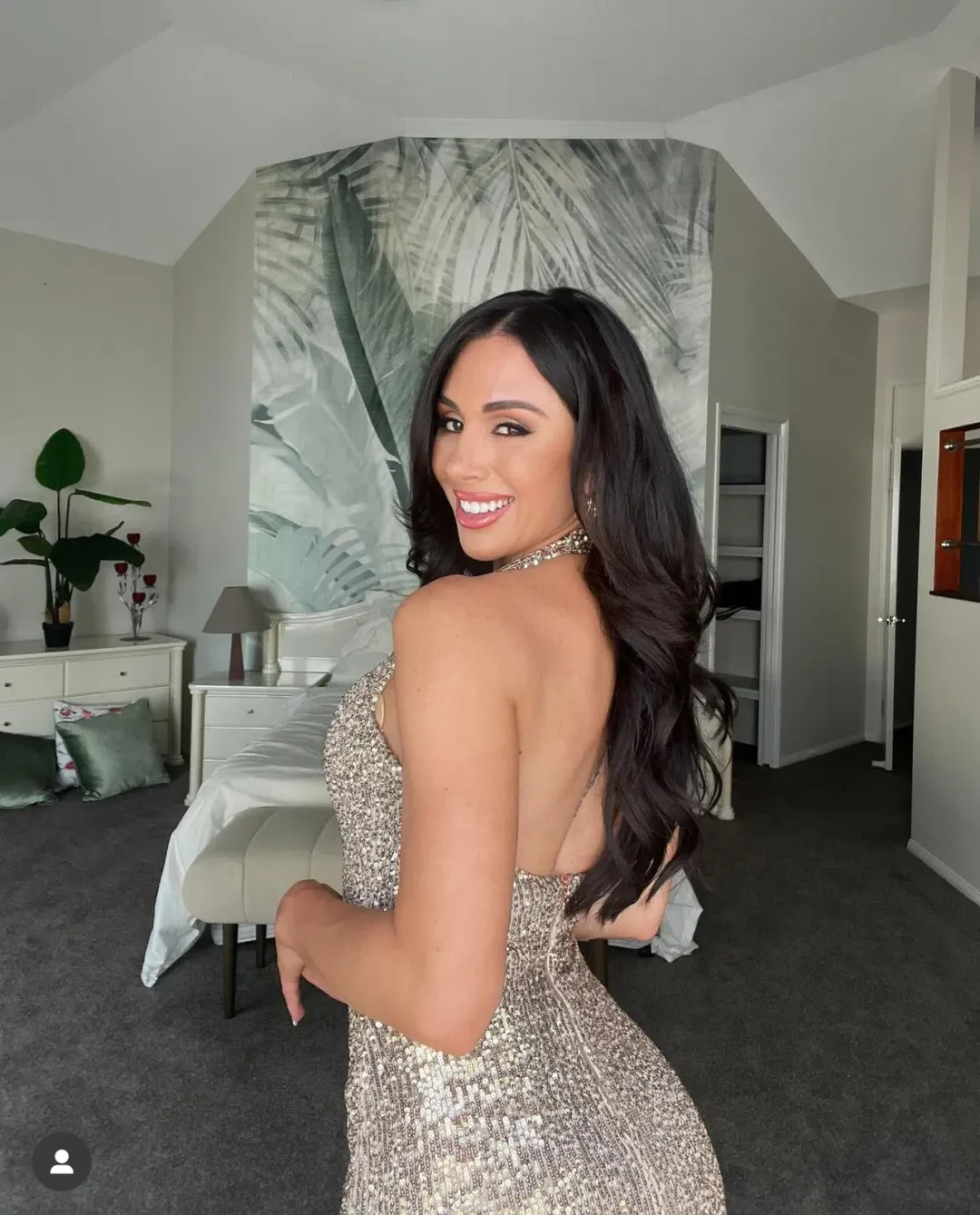 Nookie Fantasy Gown in Gold Size S / AU 8 for rent on The Volte - main image