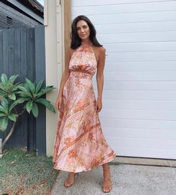 Sheike for rent on The Volte - image 1